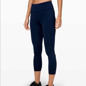 NWOT Lululemon Time to Sweat Crop